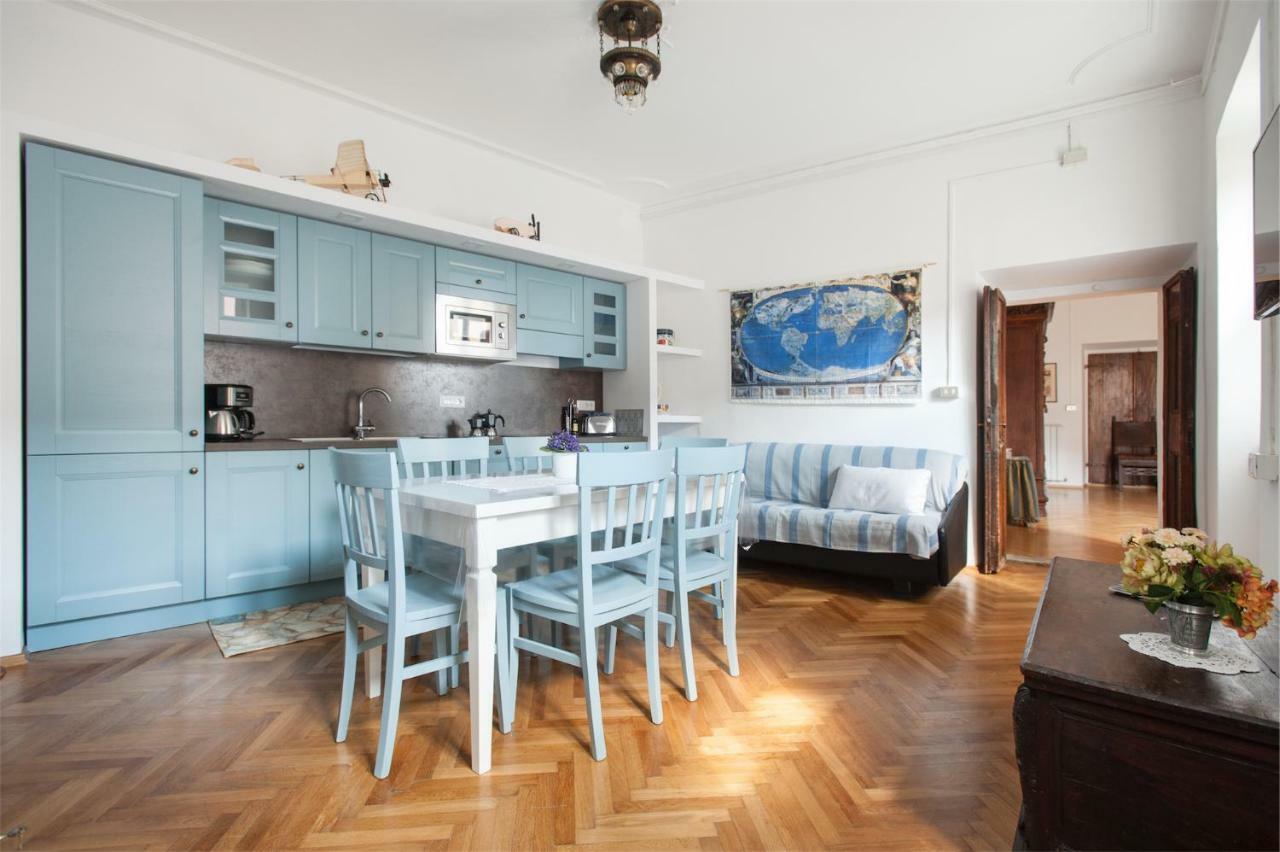 Apartamento Dimora Storica Caproni Arco Exterior foto