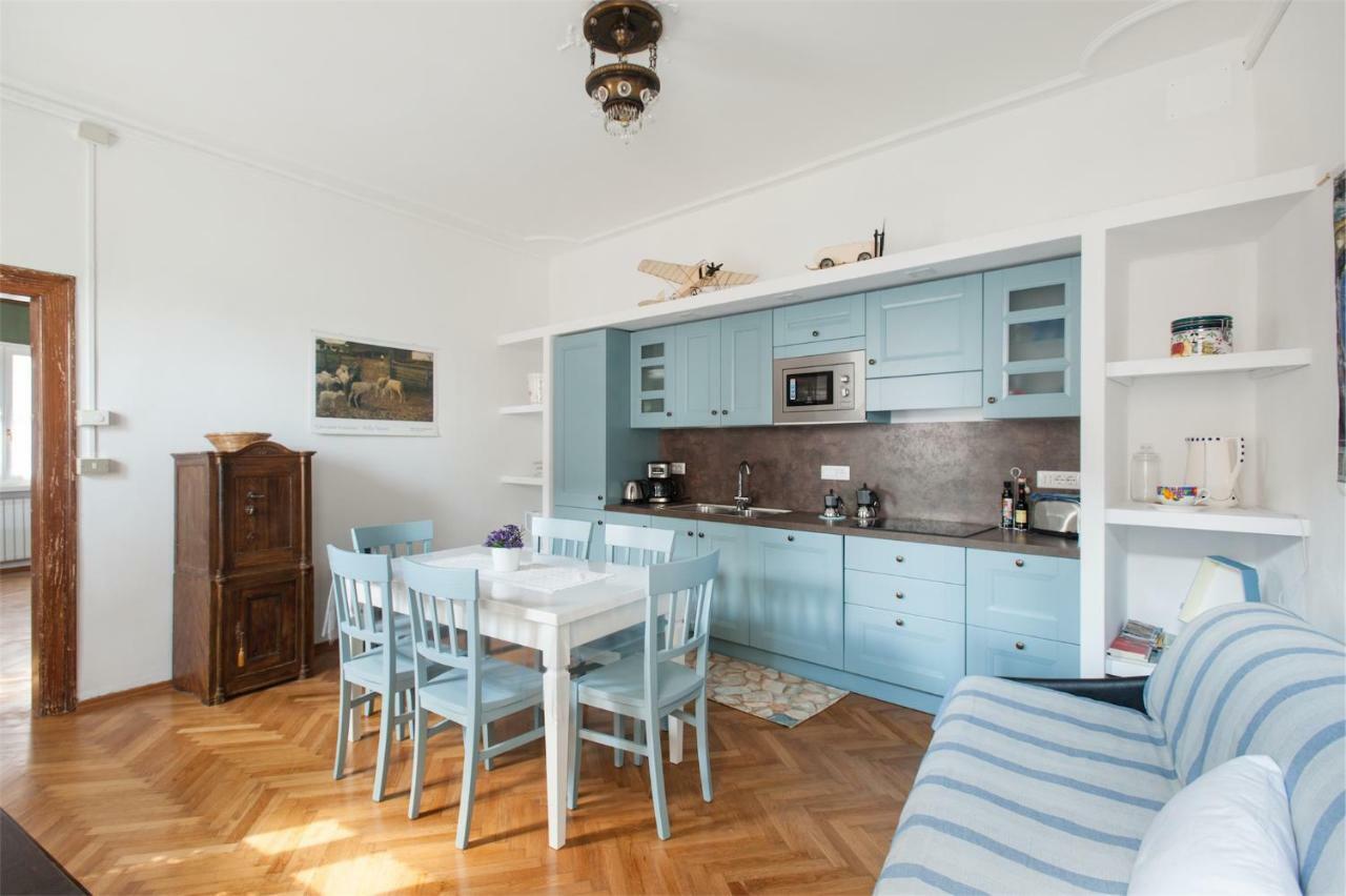 Apartamento Dimora Storica Caproni Arco Exterior foto