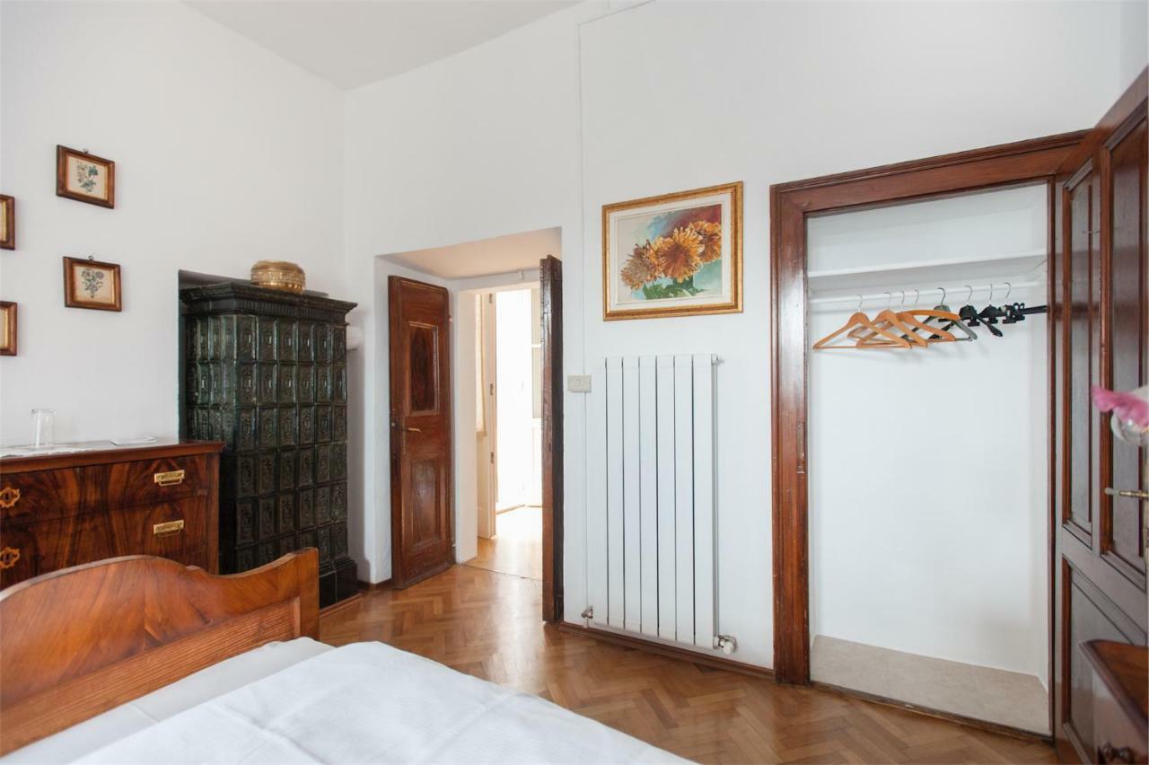 Apartamento Dimora Storica Caproni Arco Exterior foto